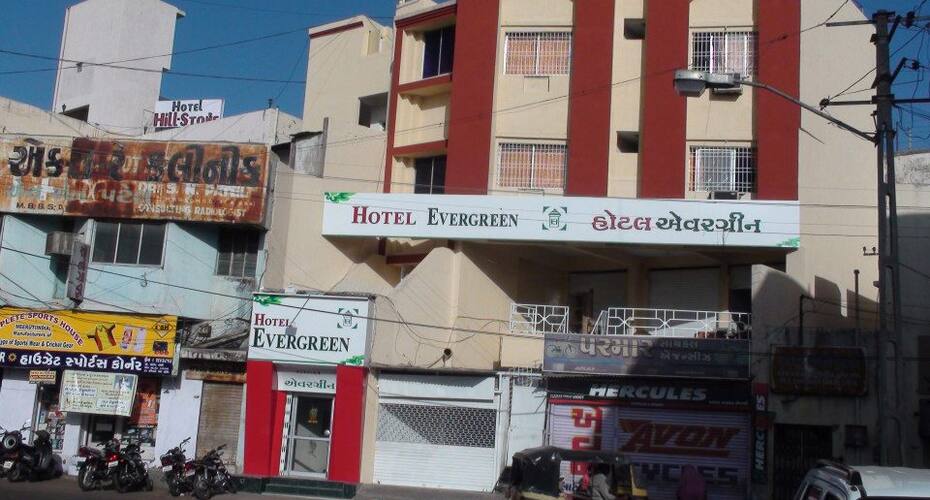 Hotel Evergreen, Rajkot 4